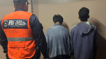 Aprehenden a dos jóvenes tras ser sorprendidos dentro del predio de una empresa