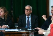José Emilio Neder adelantó que votará contra la derogación de la Ley de Tierras: “Es el intento 16 de este mamarracho que quieren presentar”