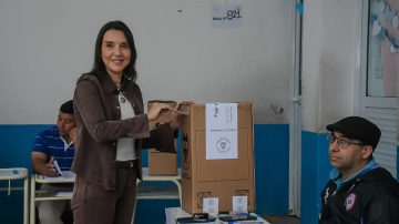 Mariela Nassif votó en La Banda: “El futuro de una ciudad, una provincia y del país también es responsabilidad de los jóvenes”