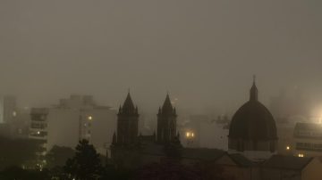 Intensa neblina sorprendió a Santiago del Estero y complica la visibilidad