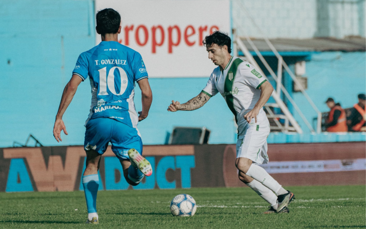 Estudiantes de Río Cuarto y Banfield no se sacaron ventajas e igualaron por el Torneo Clausura